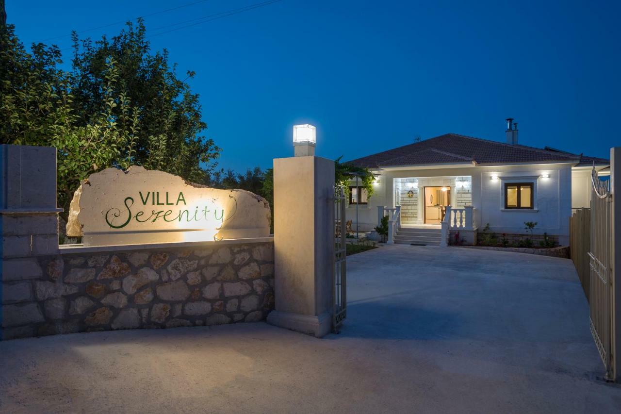 Villa Serenity Agia Marina  Exteriér fotografie